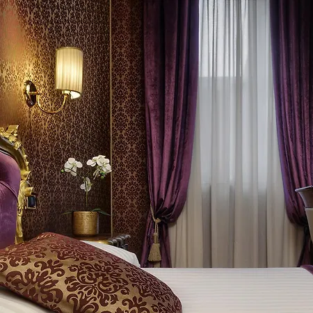 فندق تري آرشي 3*