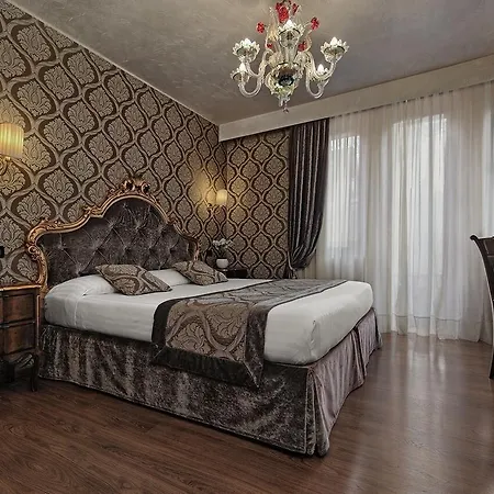 Hotell Tre Archi Venedig