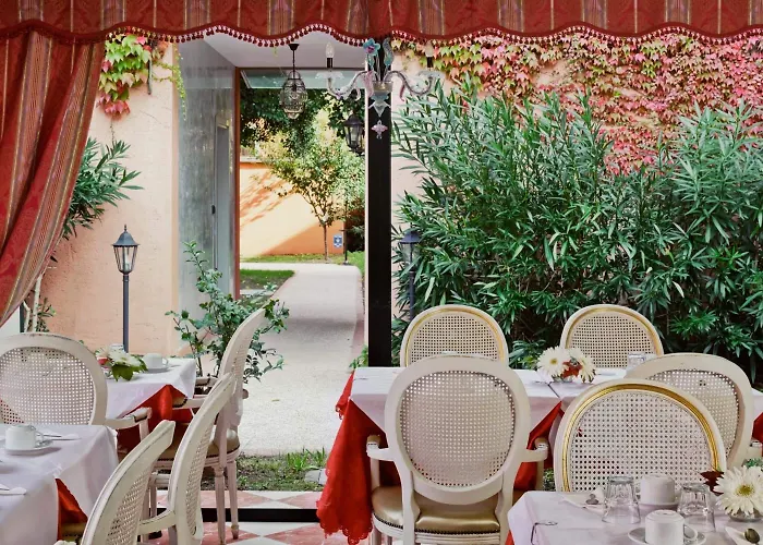 Tre Archi Hotel 3*