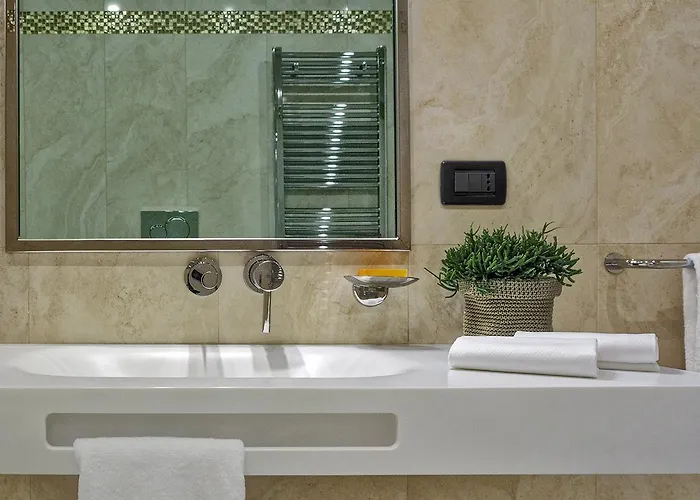 تري آرشي 3* البندقية